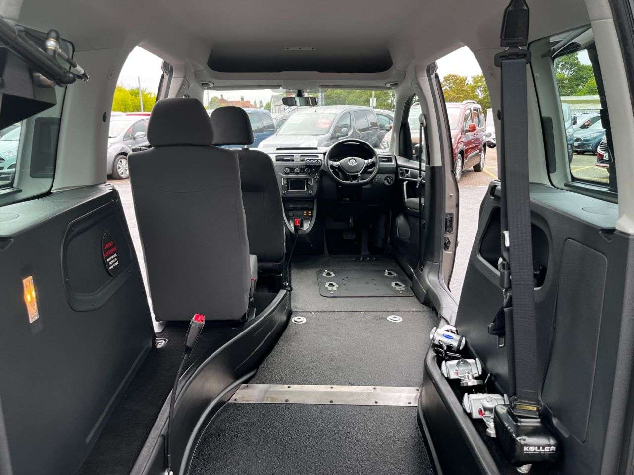 2020 VOLKSWAGEN CADDY LIFE 2020 VOLKSWAGEN CADDY LIFE