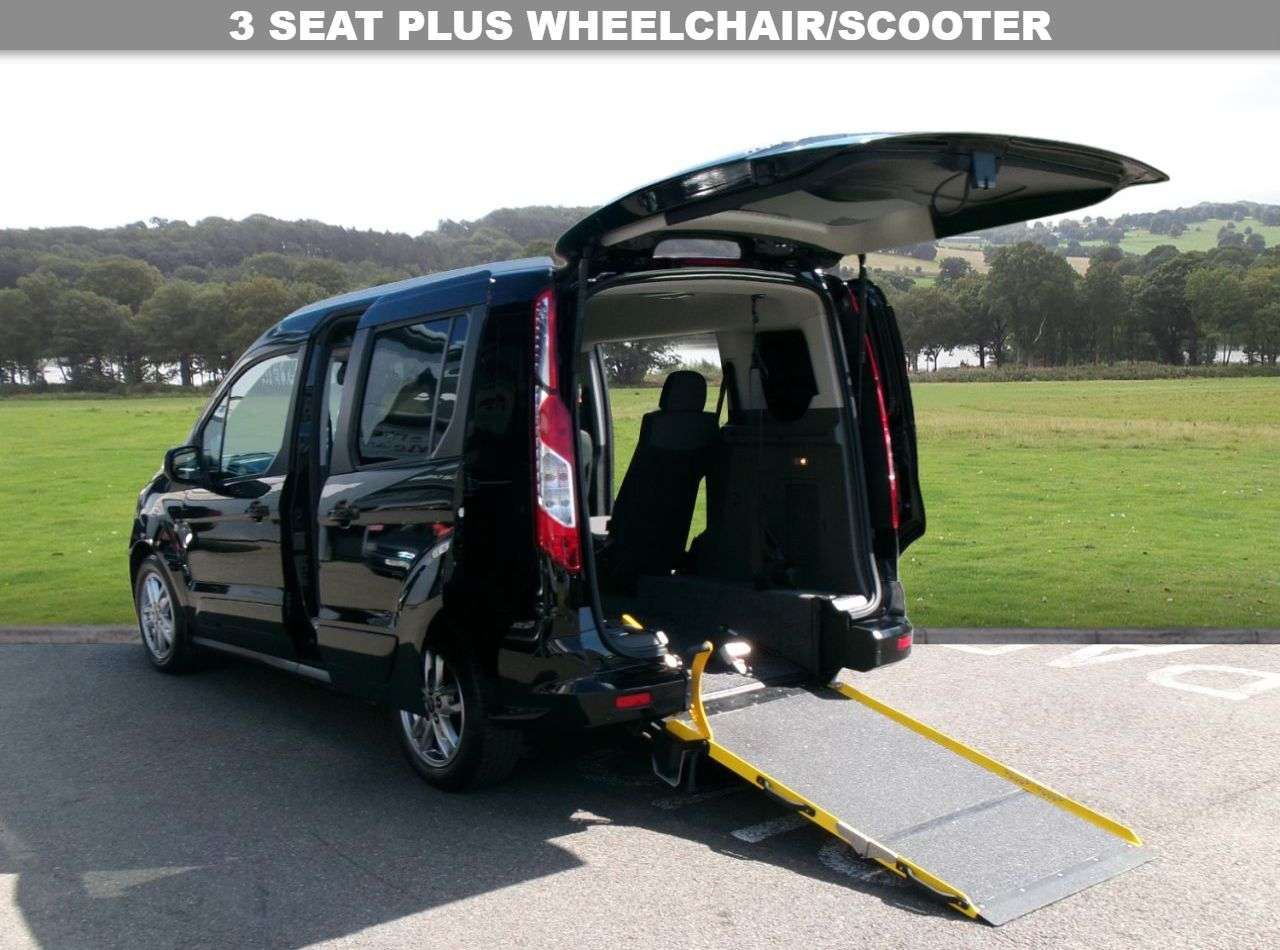 A 2021 FORD TOURNEO CONNECT 1.5 EcoBlue Titanium MPV 5dr Diesel Auto Euro 6 (s/s) (120 ps) Automatic, L A 2021 FORD TOURNEO CONNECT 1.5 EcoBlue Titanium MPV 5dr Diesel Auto Euro 6 (s/s) (120 ps) Automatic, L