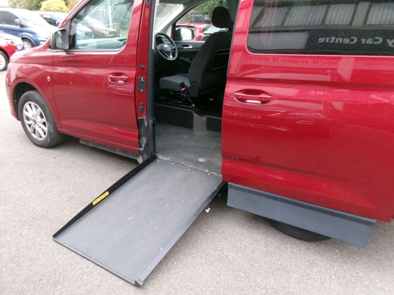 A 2023 FORD GRAND TOURNEO CONNECT 1.5 EcoBoost Titanium MPV 5dr Petrol DCT Wheelchair Accessible Automatic A 2023 FORD GRAND TOURNEO CONNECT 1.5 EcoBoost Titanium MPV 5dr Petrol DCT Wheelchair Accessible Automatic