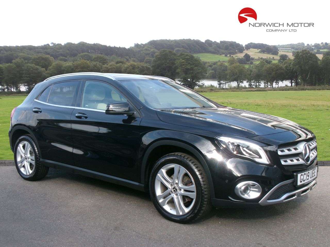 A 2019 MERCEDES-BENZ GLA 2.1 GLA200d Sport (Premium Plus) SUV 5dr Diesel 7G-DCT Euro 6 (s/s) (136 ps A 2019 MERCEDES-BENZ GLA 2.1 GLA200d Sport (Premium Plus) SUV 5dr Diesel 7G-DCT Euro 6 (s/s) (136 ps