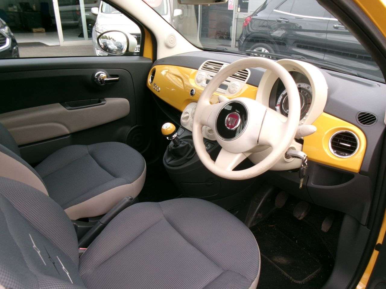 2014 FIAT 500 2014 FIAT 500