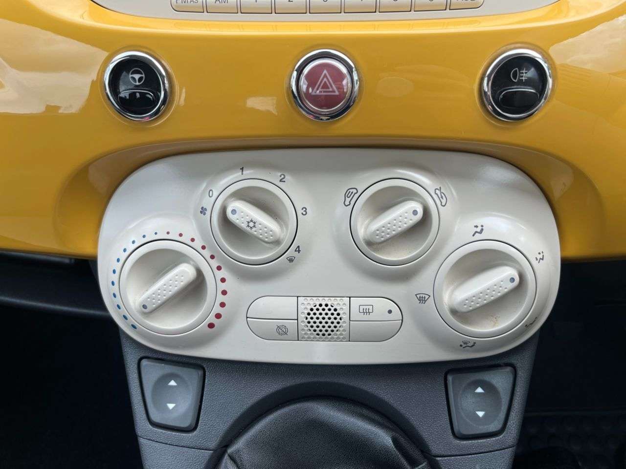 2014 FIAT 500 2014 FIAT 500