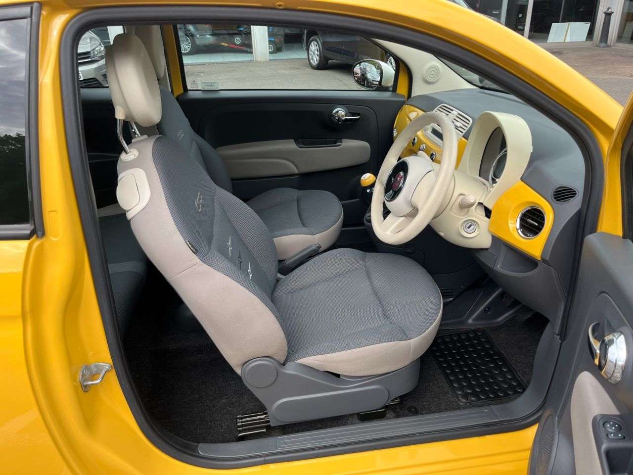 2014 FIAT 500 2014 FIAT 500