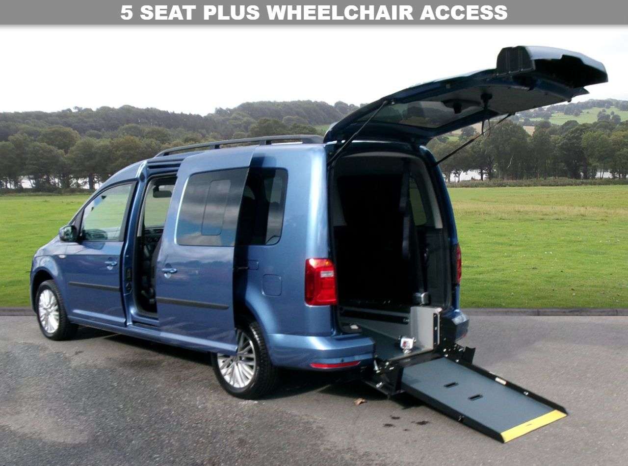 A 2021 VOLKSWAGEN CADDY MAXI LIFE 2.0 TDI MPV 5dr Diesel DSG Euro 6 (s/s) (102 ps) A 2021 VOLKSWAGEN CADDY MAXI LIFE 2.0 TDI MPV 5dr Diesel DSG Euro 6 (s/s) (102 ps)