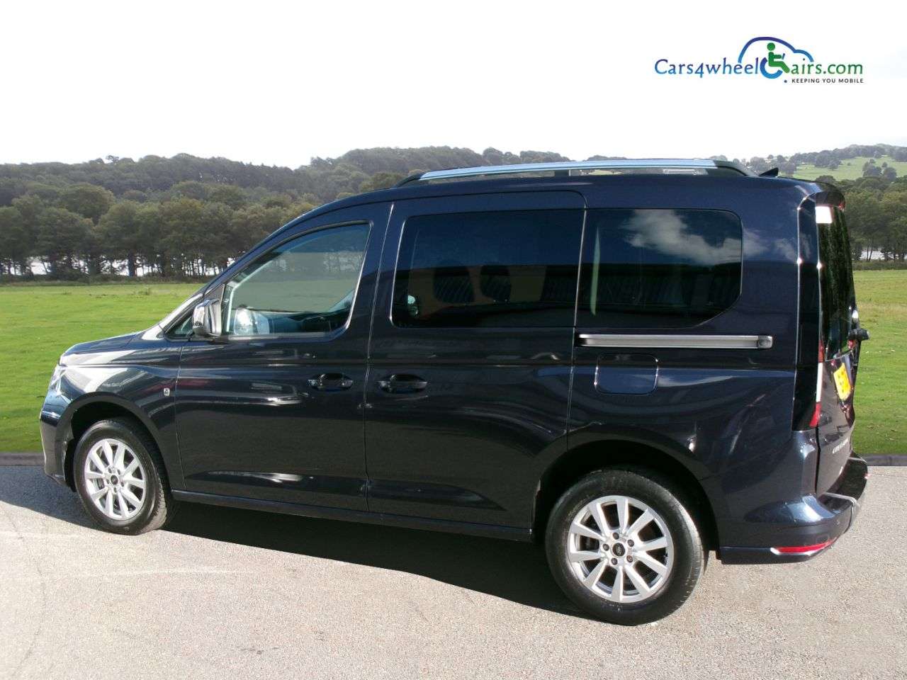 2023 FORD TOURNEO CONNECT 2023 FORD TOURNEO CONNECT