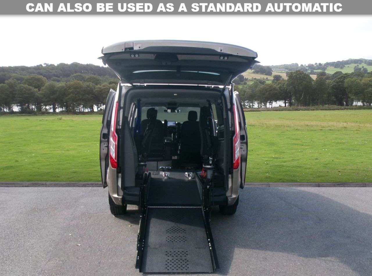 A 2023 FORD TOURNEO CUSTOM 2.0 320 EcoBlue Titanium Minibus Double Cab 5dr Diesel Auto L2 Euro 6 (s/s) A 2023 FORD TOURNEO CUSTOM 2.0 320 EcoBlue Titanium Minibus Double Cab 5dr Diesel Auto L2 Euro 6 (s/s)