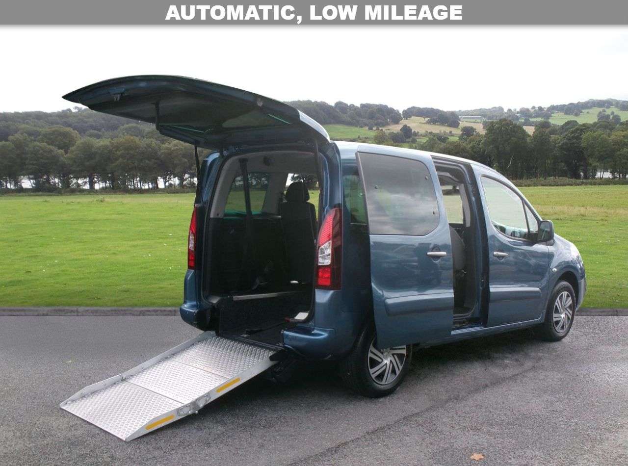 A 2016 CITROEN BERLINGO 1.6 BlueHDi Feel Edition Multispace MPV 5dr Diesel ETG6 Euro 6 (s/s) (100 p A 2016 CITROEN BERLINGO 1.6 BlueHDi Feel Edition Multispace MPV 5dr Diesel ETG6 Euro 6 (s/s) (100 p