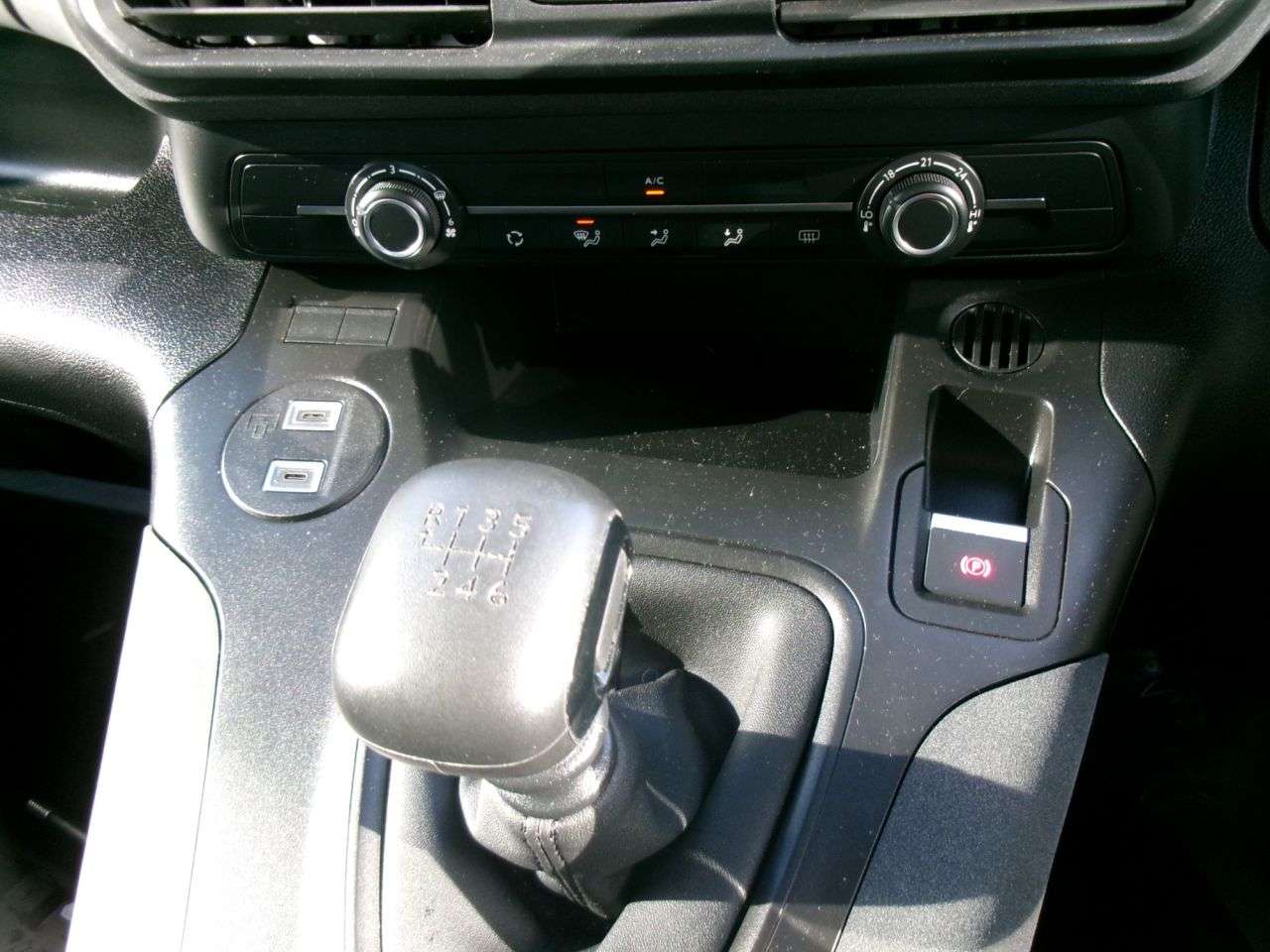 2025 PEUGEOT RIFTER 2025 PEUGEOT RIFTER
