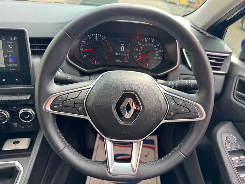 2021 RENAULT CLIO 2021 RENAULT CLIO
