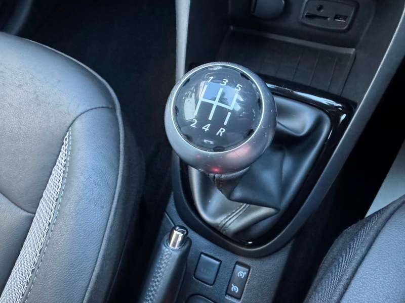 2017 RENAULT CAPTUR 2017 RENAULT CAPTUR