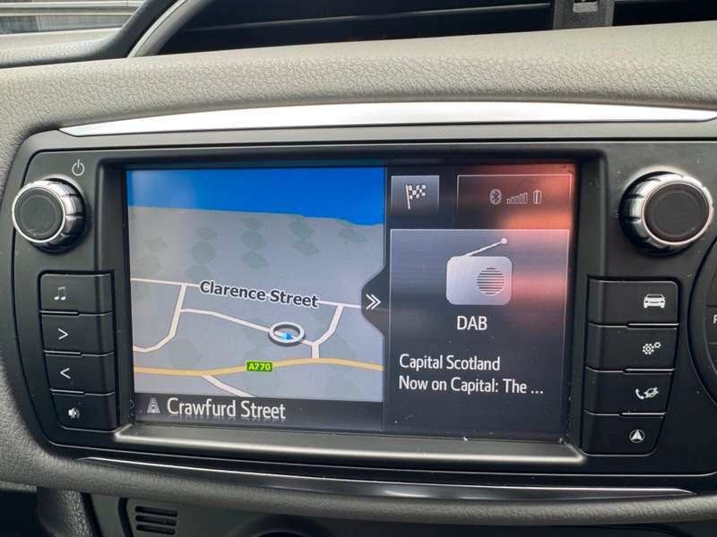 2017 TOYOTA YARIS 2017 TOYOTA YARIS