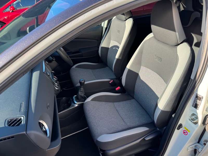 2019 TOYOTA YARIS 2019 TOYOTA YARIS