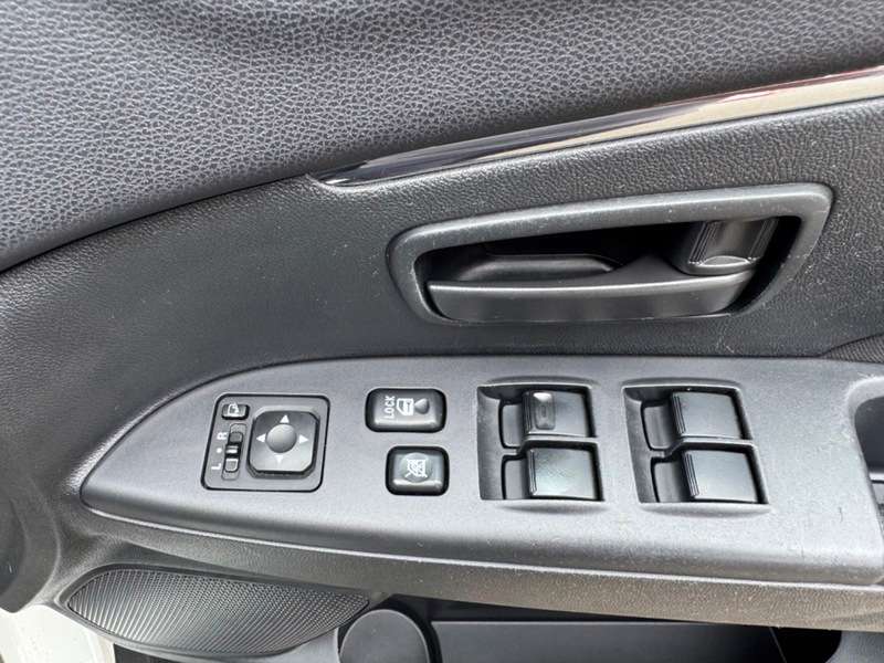 2017 MITSUBISHI ASX 2017 MITSUBISHI ASX