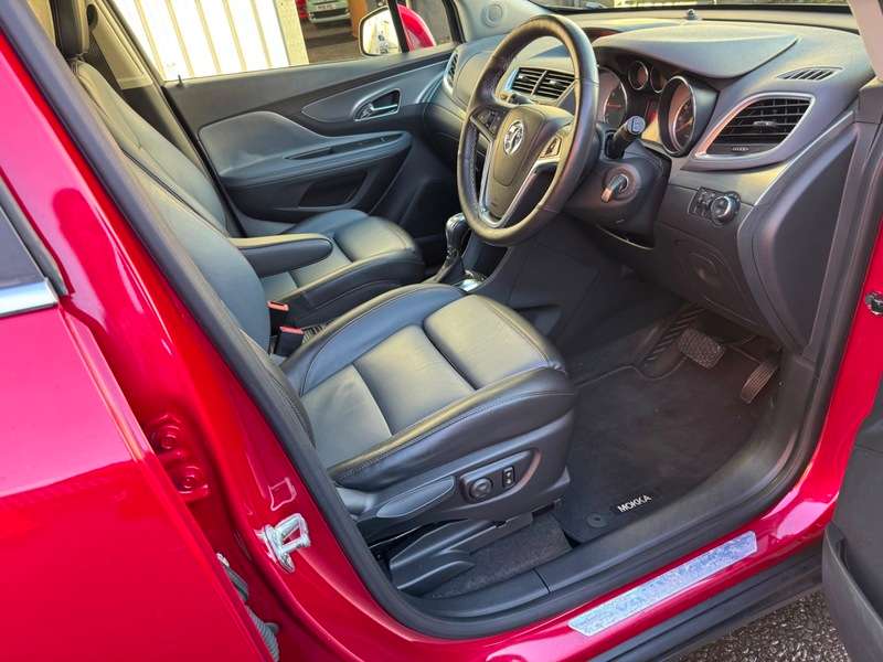 A 2014 VAUXHALL MOKKA 1.4i Turbo 16V 140BHP SE AUTOMATIC **FULL Service History / LOW Mileage / Smart Stylish High Spec Model** A 2014 VAUXHALL MOKKA 1.4i Turbo 16V 140BHP SE AUTOMATIC **FULL Service History / LOW Mileage / Smart Stylish High Spec Model**