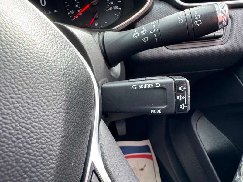 2021 RENAULT CLIO 2021 RENAULT CLIO