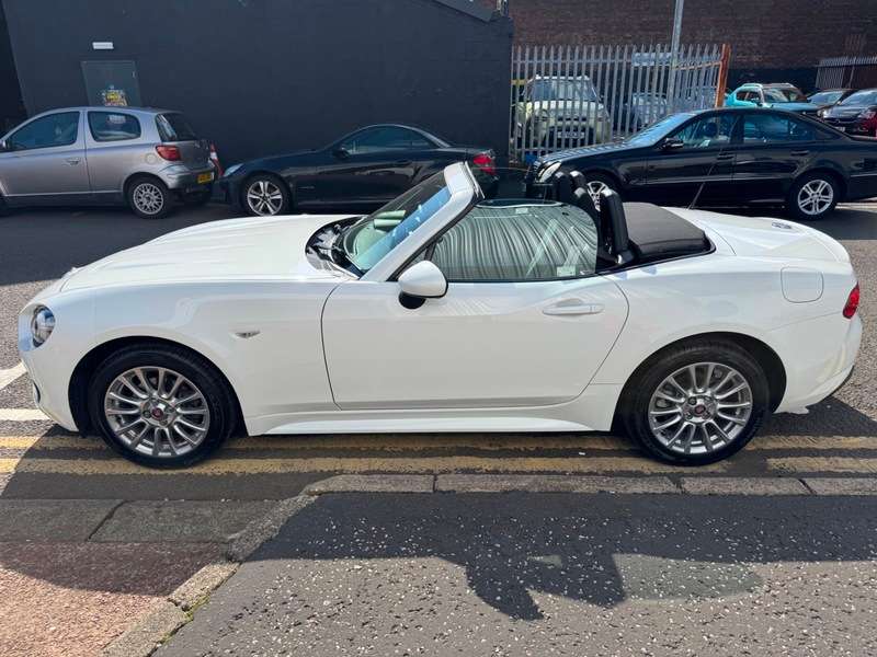 2018 FIAT 124 SPIDER 2018 FIAT 124 SPIDER