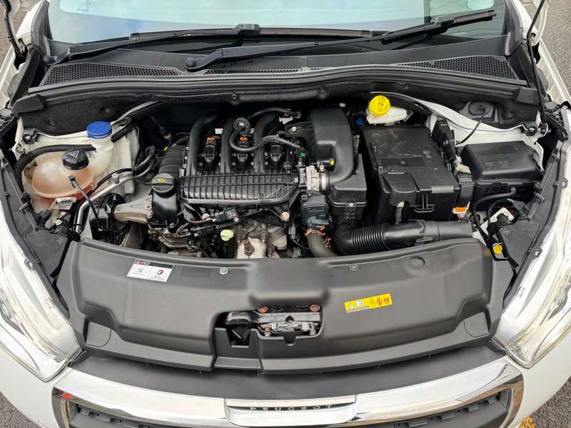 2019 PEUGEOT 208 2019 PEUGEOT 208