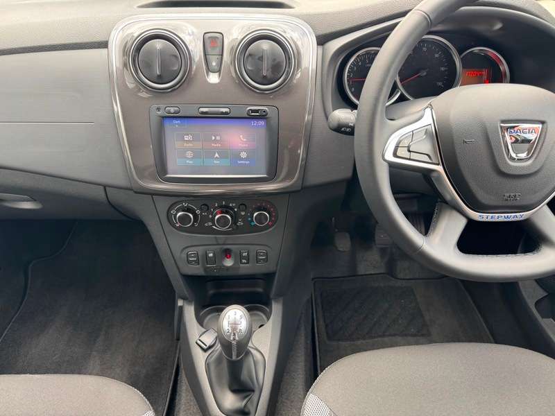 2018 DACIA SANDERO STEPWAY 2018 DACIA SANDERO STEPWAY