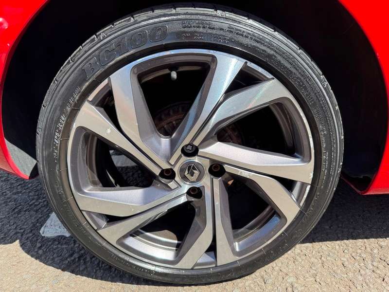 2019 RENAULT CLIO 2019 RENAULT CLIO