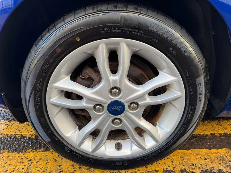 2015 FORD FIESTA 2015 FORD FIESTA