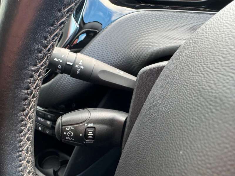 2019 PEUGEOT 208 2019 PEUGEOT 208