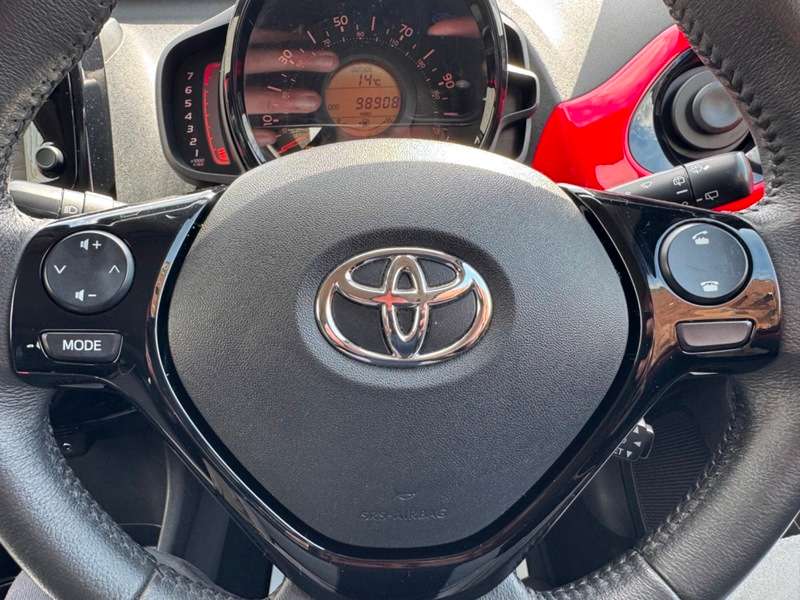 2015 TOYOTA AYGO 2015 TOYOTA AYGO