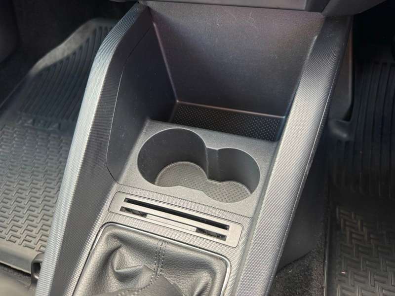 2017 SKODA FABIA 2017 SKODA FABIA