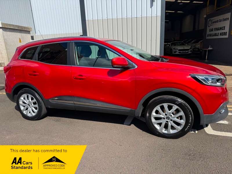 A 2017 RENAULT KADJAR 1.5dCi 8V 110BHP Euro 6 Automatic Dynamique Nav **FULL Service History / £20 Yearly Road Tax / Averaging 74MPG** A 2017 RENAULT KADJAR 1.5dCi 8V 110BHP Euro 6 Automatic Dynamique Nav **FULL Service History / £20 Yearly Road Tax / Averaging 74MPG**