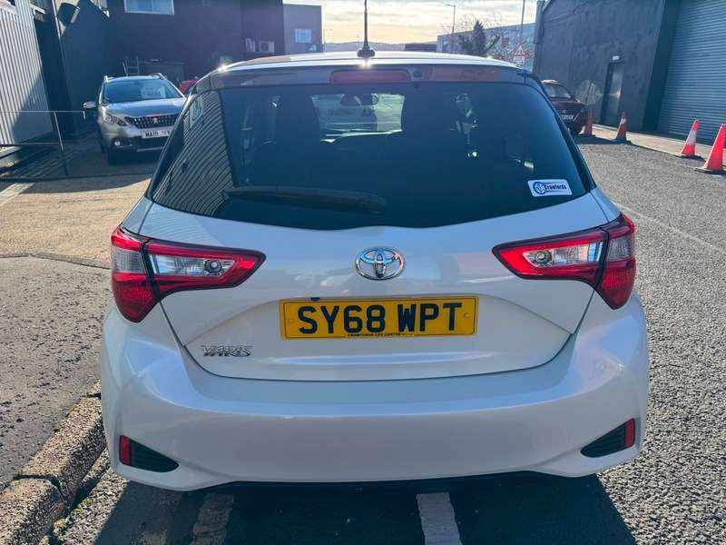 A 2019 TOYOTA YARIS 1.5 VVT-i 16V 110BHP Euro 6 Y20 **FULL Service History / Rare Smart & Stylish High Spec Model** A 2019 TOYOTA YARIS 1.5 VVT-i 16V 110BHP Euro 6 Y20 **FULL Service History / Rare Smart & Stylish High Spec Model**