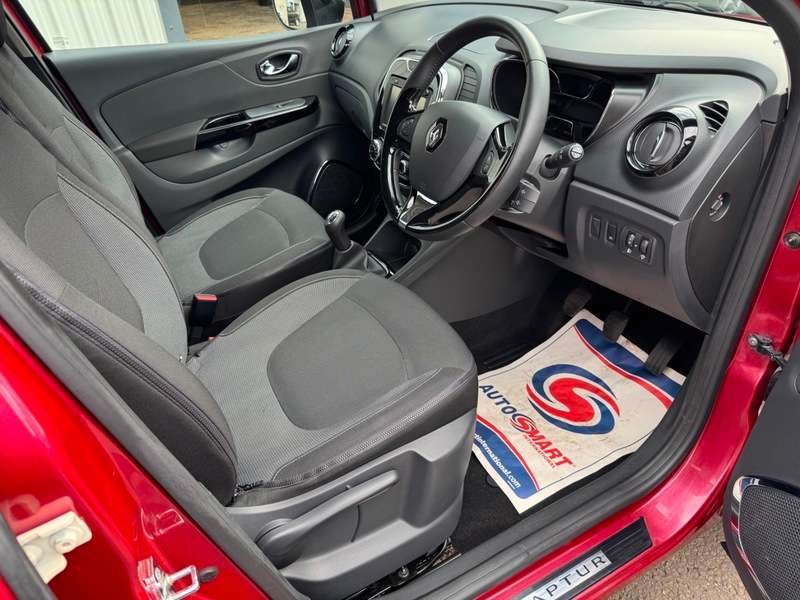 A 2015 RENAULT CAPTUR 1.5dCi Energy 8V 90BHP Dynamique MediaNav **£20 Yearly Road Tax / Averaging 79MPG** A 2015 RENAULT CAPTUR 1.5dCi Energy 8V 90BHP Dynamique MediaNav **£20 Yearly Road Tax / Averaging 79MPG**