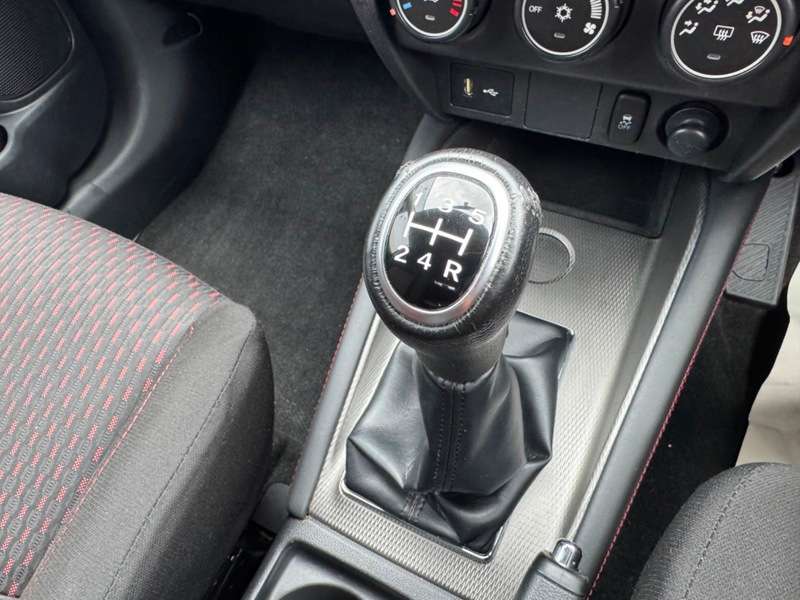 2017 MITSUBISHI ASX 2017 MITSUBISHI ASX