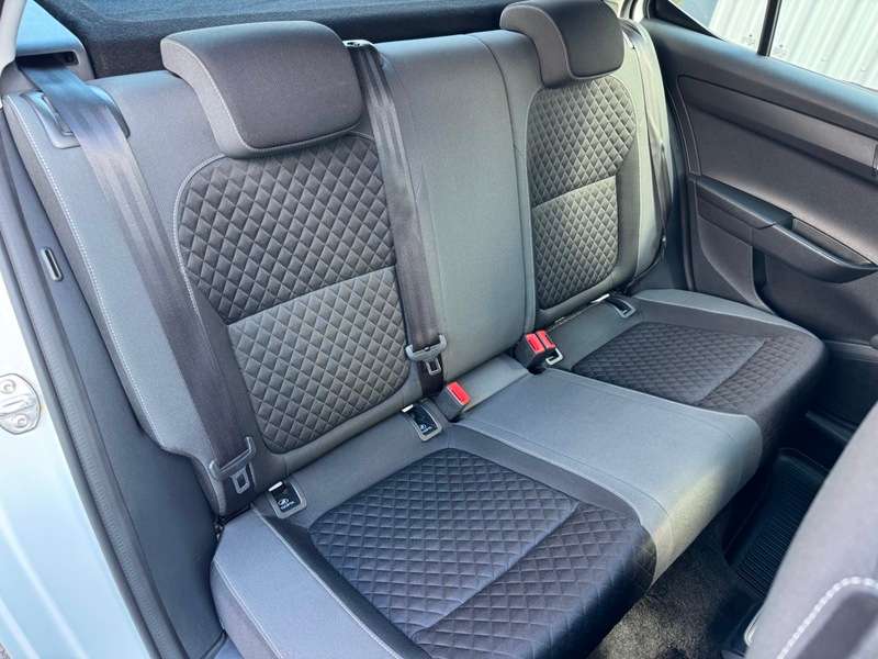 2017 SKODA FABIA 2017 SKODA FABIA
