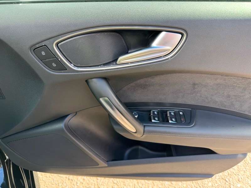 2016 AUDI A1 2016 AUDI A1
