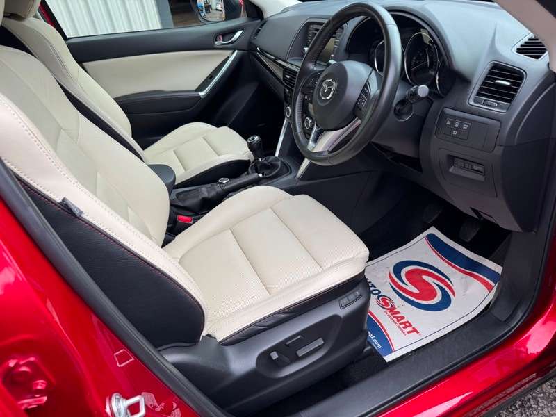 A 2015 MAZDA CX-5 2.2TD 16V 173BHP Euro 6 Sport Nav 4WD AWD **Service History / Smart Stylish High Spec Model** A 2015 MAZDA CX-5 2.2TD 16V 173BHP Euro 6 Sport Nav 4WD AWD **Service History / Smart Stylish High Spec Model**