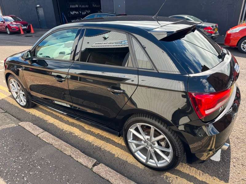 2016 AUDI A1 2016 AUDI A1