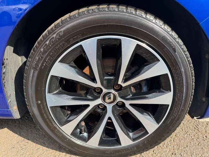 2021 RENAULT CLIO 2021 RENAULT CLIO
