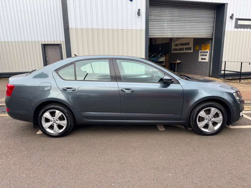 A 2017 SKODA OCTAVIA 2.0 TDi SCR 16V 150BHP Euro 6 SE L **Smart Stylish High Spec Model / Averaging 71MPG** A 2017 SKODA OCTAVIA 2.0 TDi SCR 16V 150BHP Euro 6 SE L **Smart Stylish High Spec Model / Averaging 71MPG**