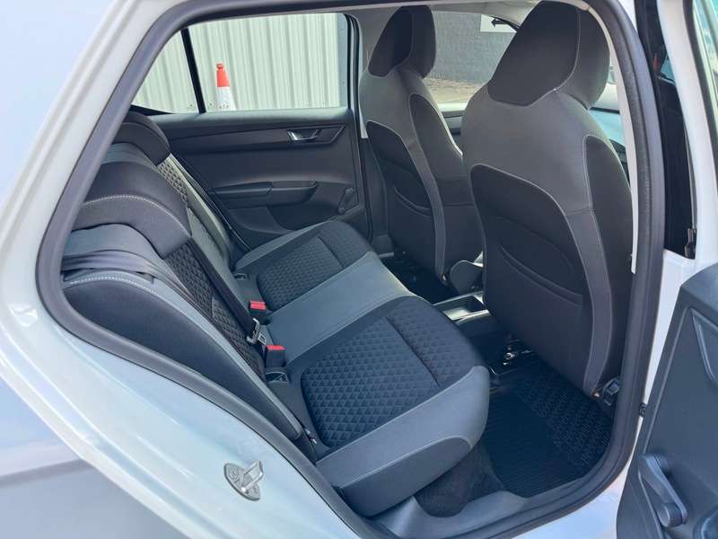 2017 SKODA FABIA 2017 SKODA FABIA