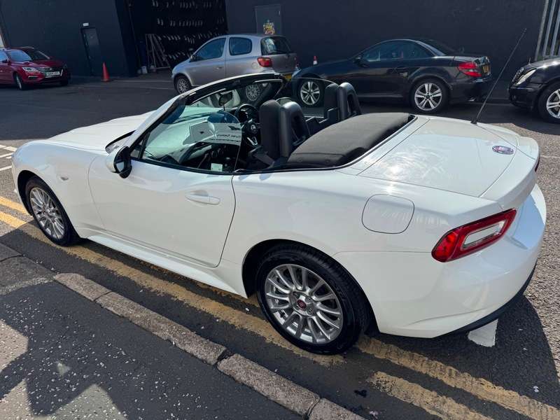 2018 FIAT 124 SPIDER 2018 FIAT 124 SPIDER