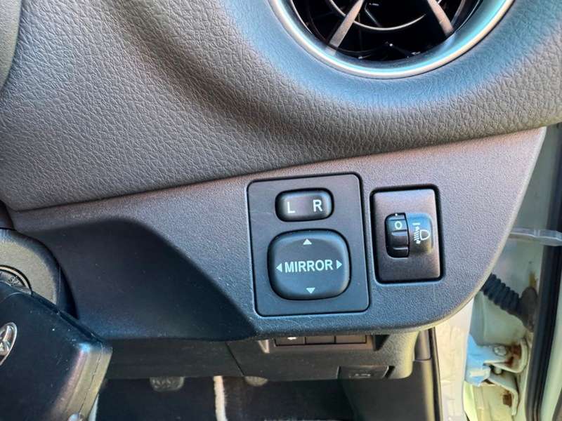 2019 TOYOTA YARIS 2019 TOYOTA YARIS