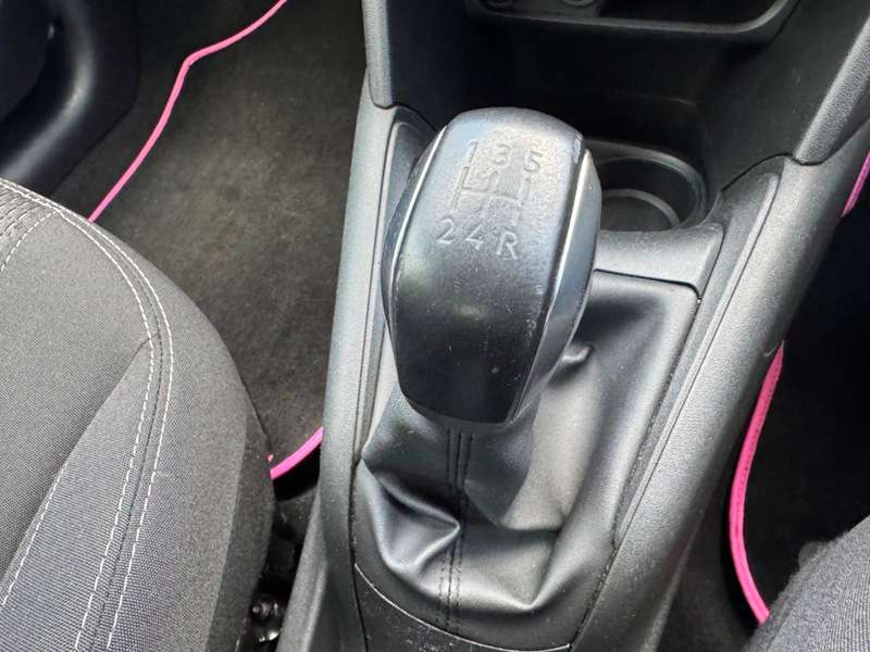 2019 PEUGEOT 208 2019 PEUGEOT 208