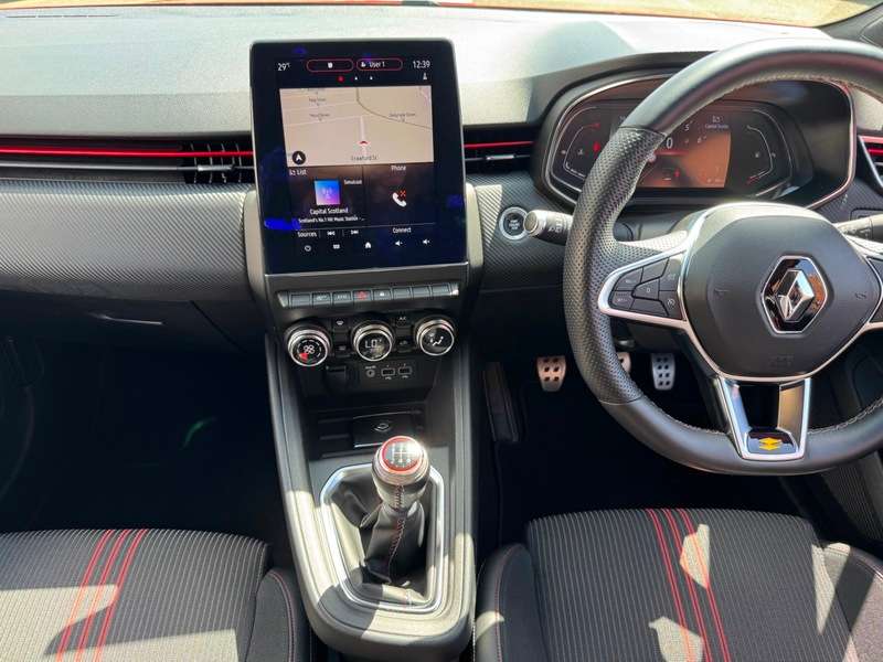 2019 RENAULT CLIO 2019 RENAULT CLIO