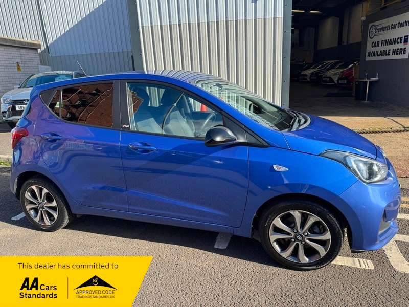 A 2019 HYUNDAI I10 1.0i 12V 68BHP Euro 6 Play **FULL Service History** A 2019 HYUNDAI I10 1.0i 12V 68BHP Euro 6 Play **FULL Service History**