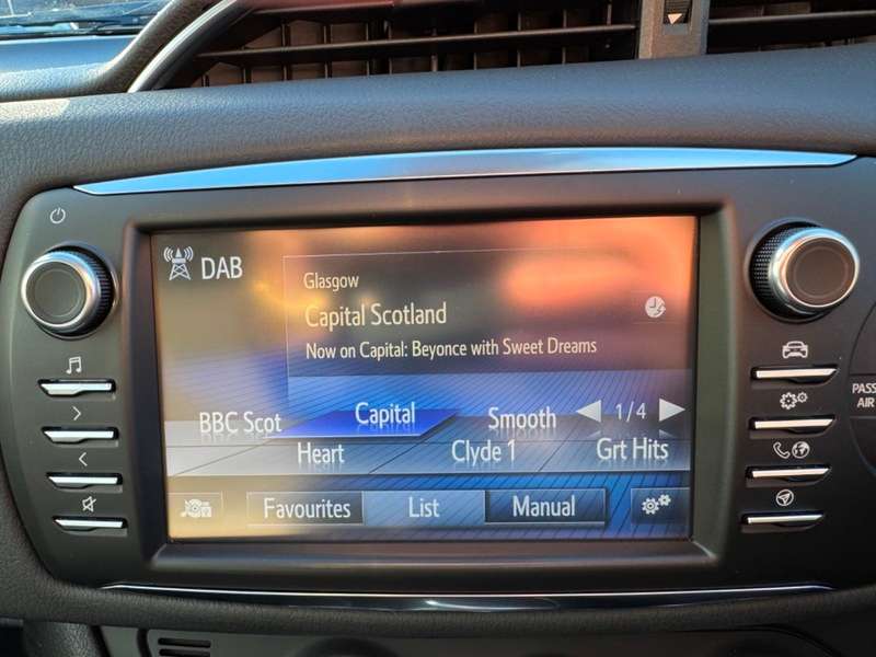 2019 TOYOTA YARIS 2019 TOYOTA YARIS