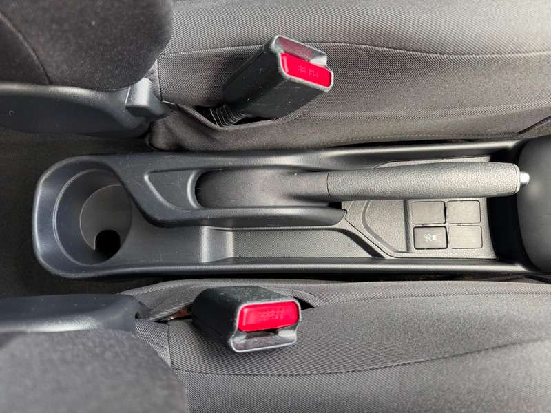2017 TOYOTA YARIS 2017 TOYOTA YARIS