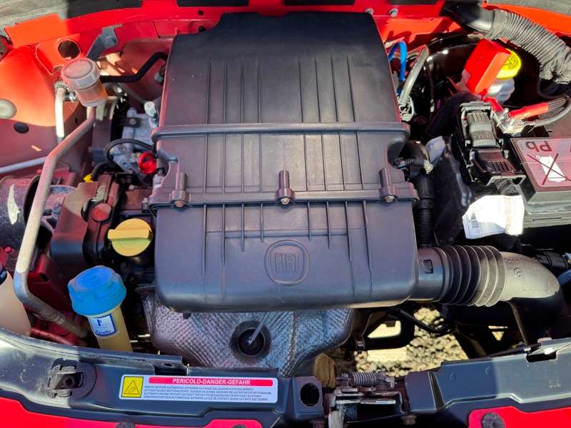 2017 FIAT 500 2017 FIAT 500