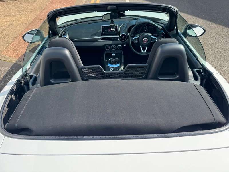 2018 FIAT 124 SPIDER 2018 FIAT 124 SPIDER