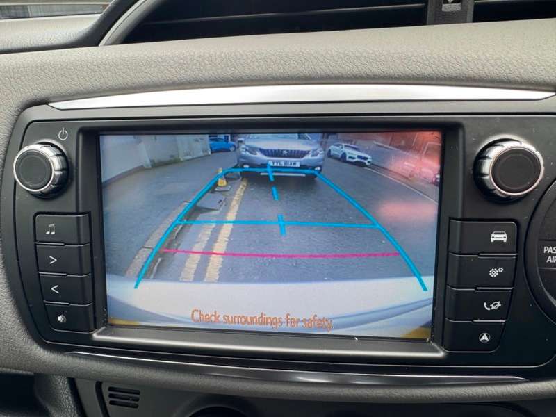 2017 TOYOTA YARIS 2017 TOYOTA YARIS