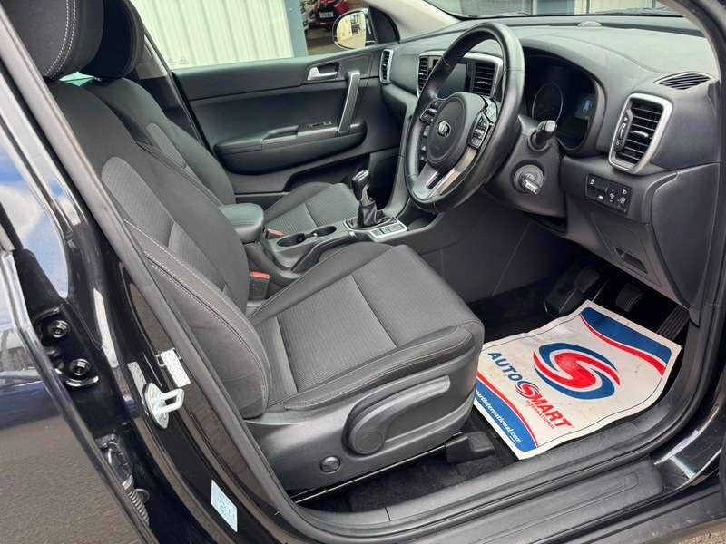 A 2019 KIA SPORTAGE 1.6 GDi ISG 16V 130BHP Euro 6 2 **FULL Service History** A 2019 KIA SPORTAGE 1.6 GDi ISG 16V 130BHP Euro 6 2 **FULL Service History**