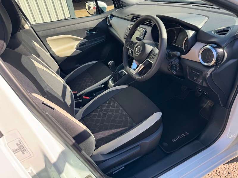 A 2017 NISSAN MICRA 1.0i 12V 71BHP Euro 6 Acenta Exterior + Pack **Smart Stylish High Spec Model** A 2017 NISSAN MICRA 1.0i 12V 71BHP Euro 6 Acenta Exterior + Pack **Smart Stylish High Spec Model**